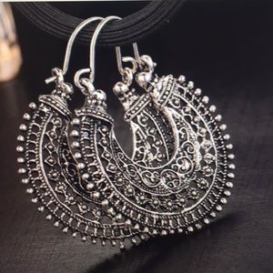 #Vintage Tibetan silver hoop earring
